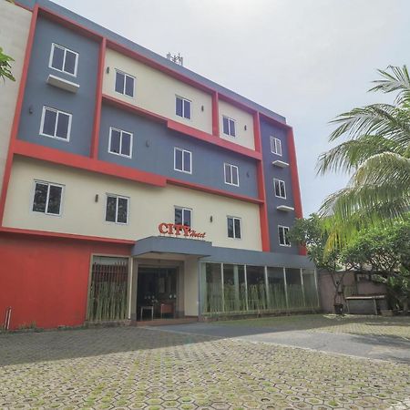 City Hotel Mataram Kültér fotó