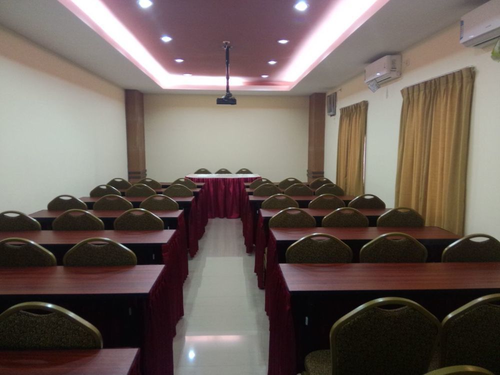 City Hotel Mataram Kültér fotó