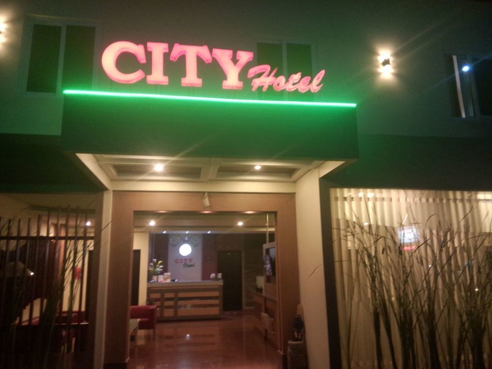 City Hotel Mataram Kültér fotó