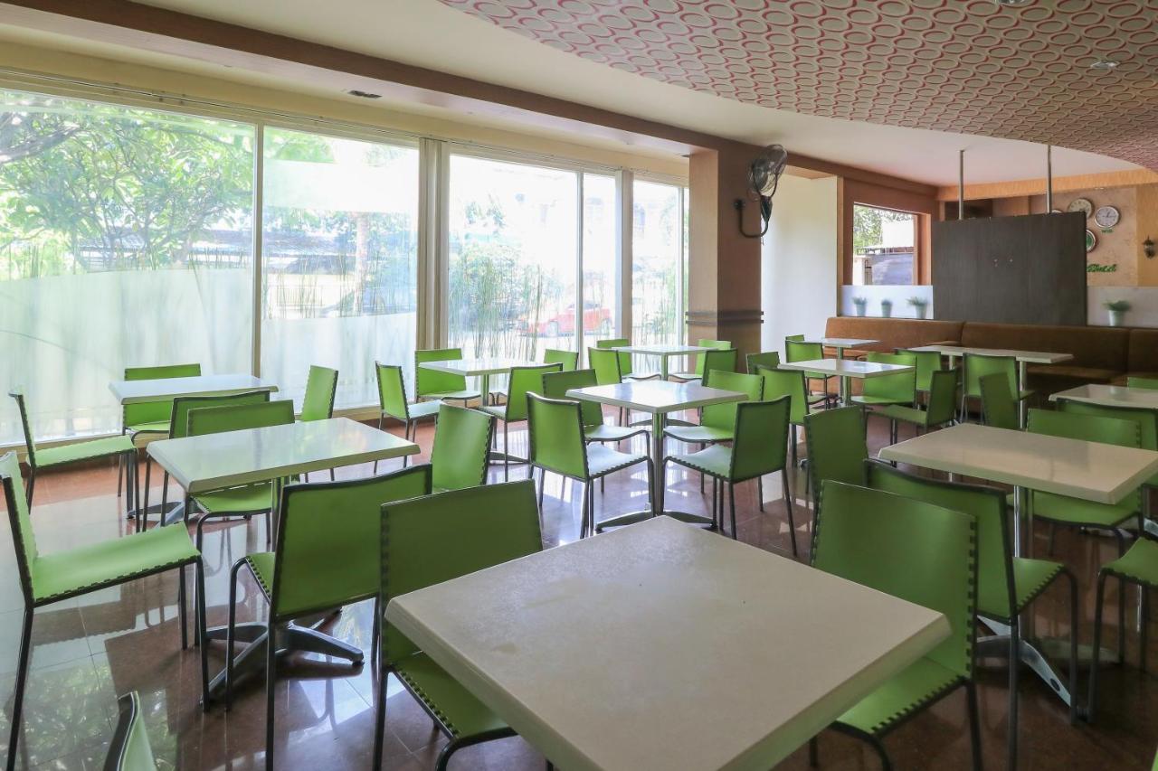 City Hotel Mataram Kültér fotó