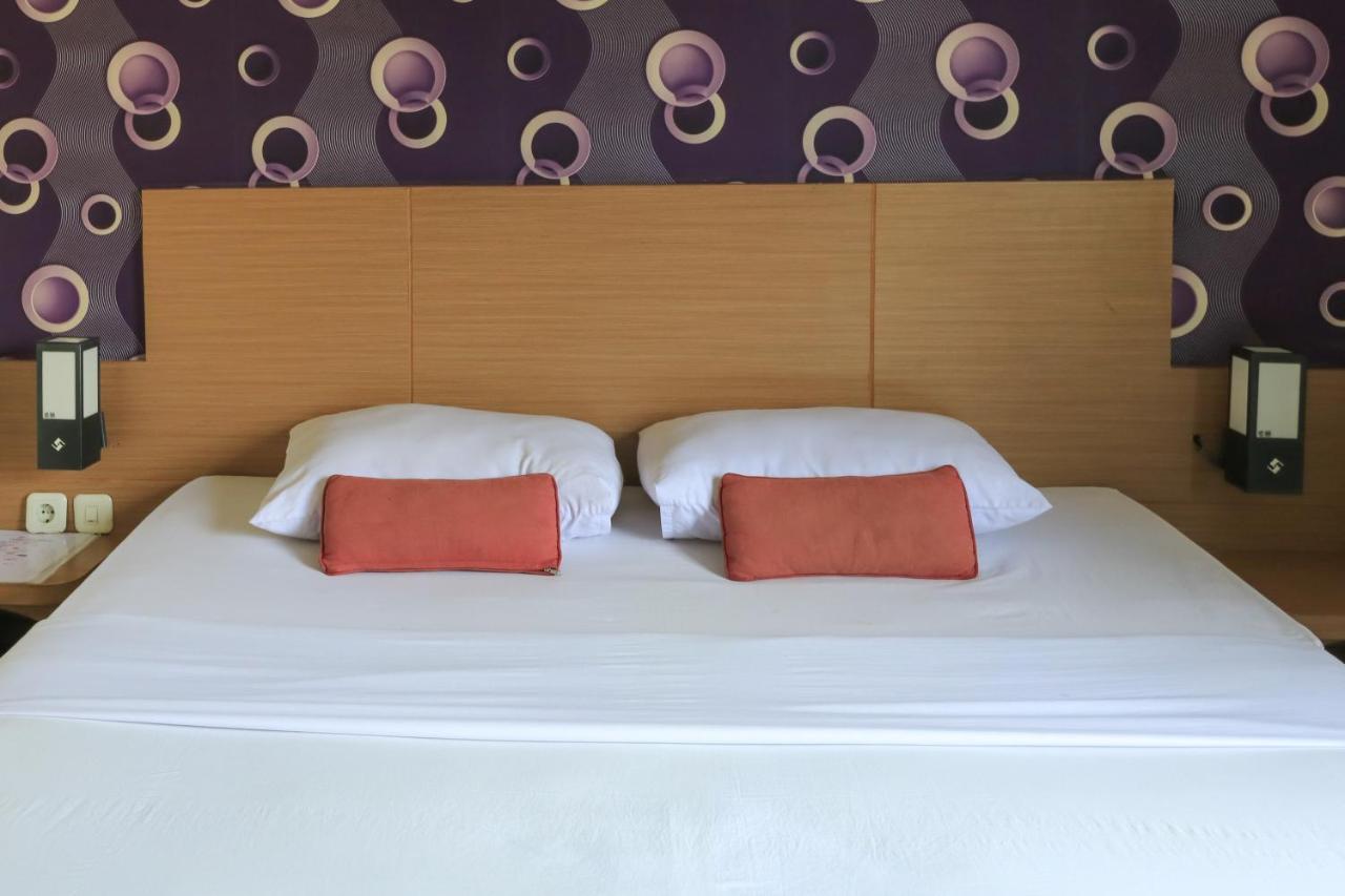 City Hotel Mataram Kültér fotó