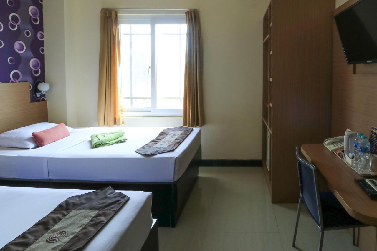 City Hotel Mataram Kültér fotó