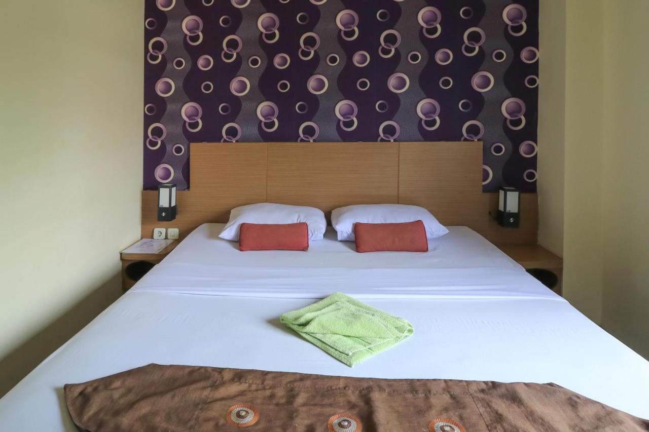 City Hotel Mataram Kültér fotó