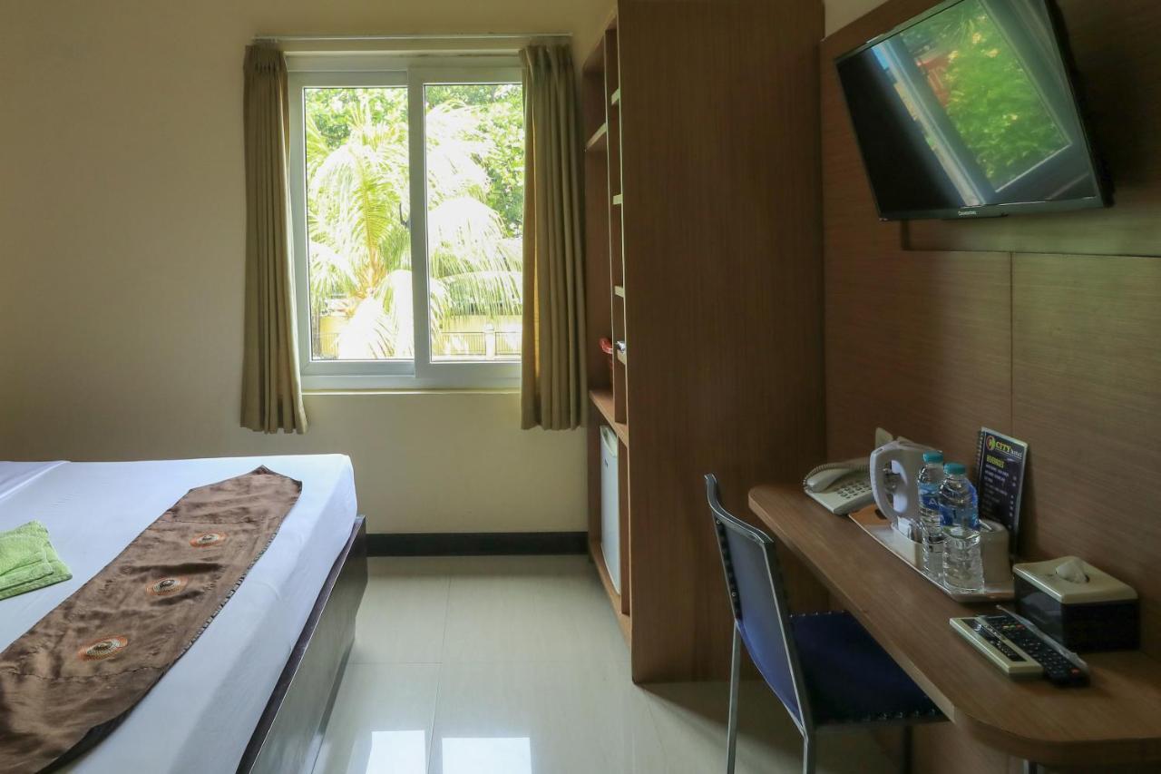 City Hotel Mataram Kültér fotó